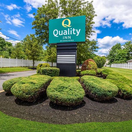 Quality Inn Edison-New Brunswick Exterior photo